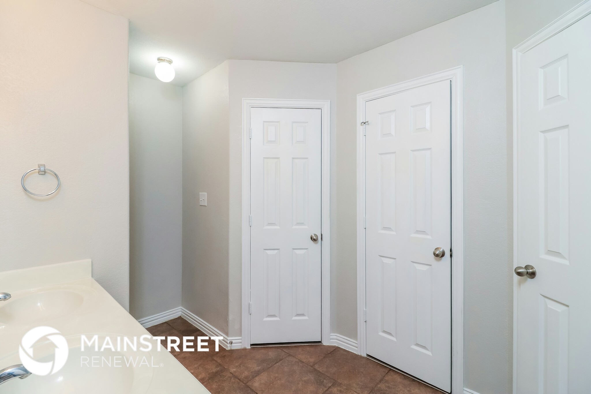 Building Photo - 3433 Heatherbend St