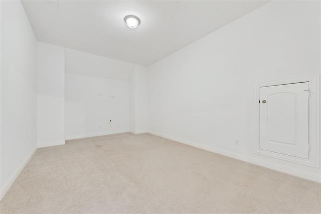 Building Photo - 1027 Huckleberry St