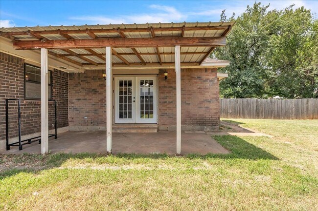 Building Photo - 4121 Monica Dr
