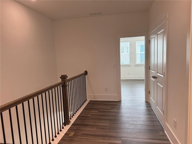 Building Photo - 1603 Aeslin Dr NW