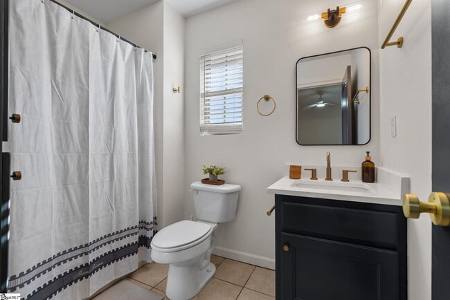 Building Photo - 7 Hamilton Ave