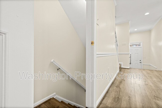 Building Photo - 4267 Fox Lake Dr