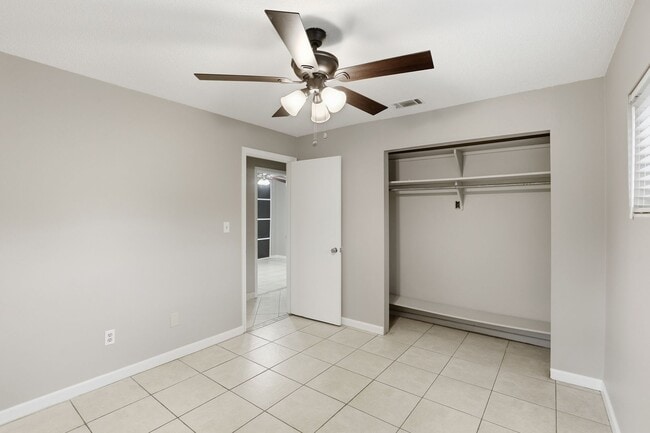 Building Photo - 3 bedroom 2 bath house in Northwood Pines