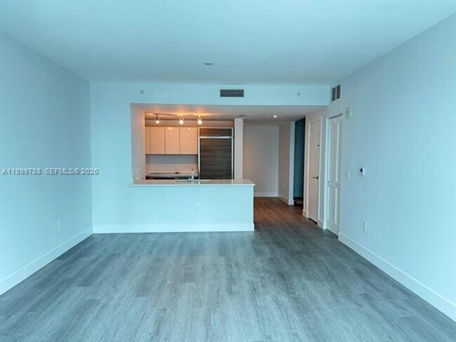 Building Photo - 1100 S Miami Ave