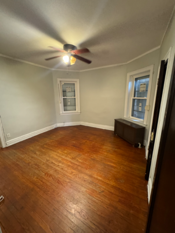 Building Photo - 7927 S Eberhart Ave