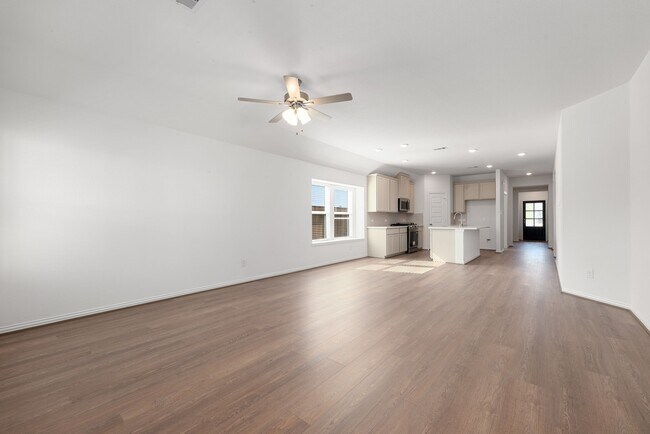 Building Photo - 12210 Bell County Ct