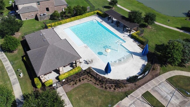 Building Photo - 25627 Fleming Lodge Ln
