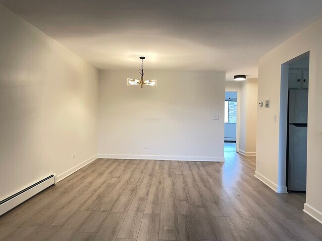 Building Photo - 4 Parkside Ct