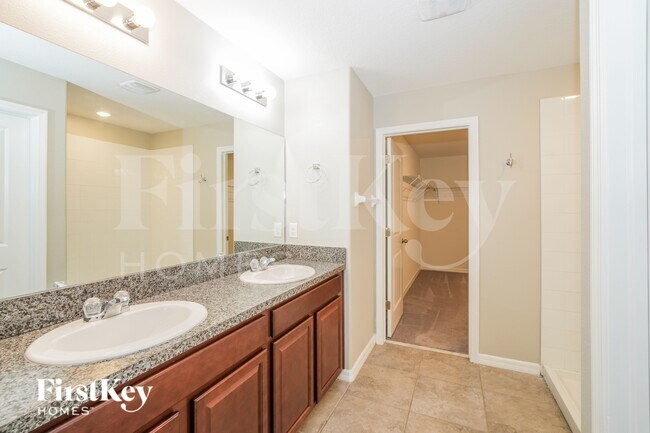 Building Photo - 9624 Sage Creek Dr