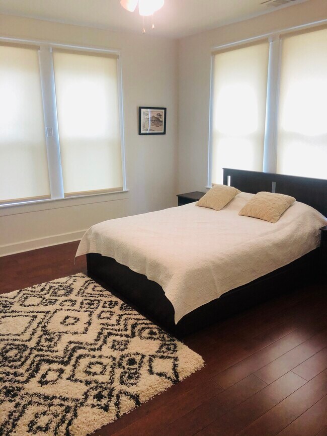 Building Photo - 1618 Enfield Rd