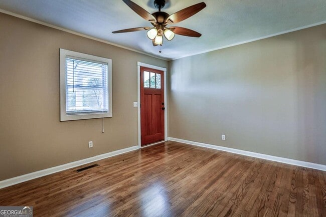 Building Photo - 680 North Ave