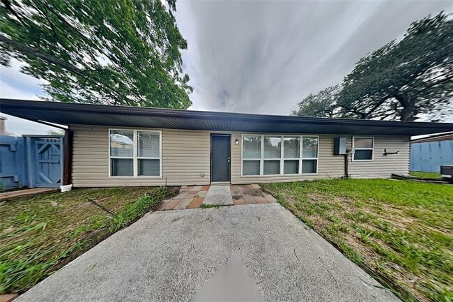 Building Photo - 21306 Fernhollow Ln