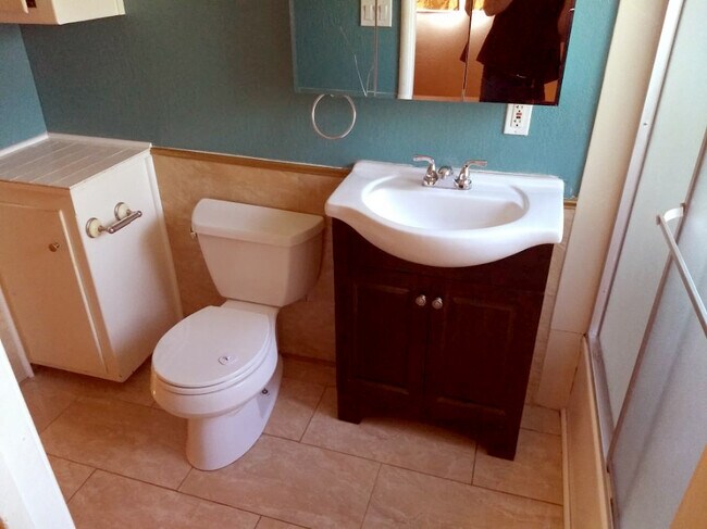 Building Photo - 41226 Erma Ave