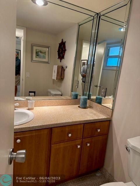 Building Photo - 2661 S Course Dr