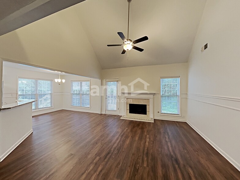 Building Photo - 795 Old Johnson Rd