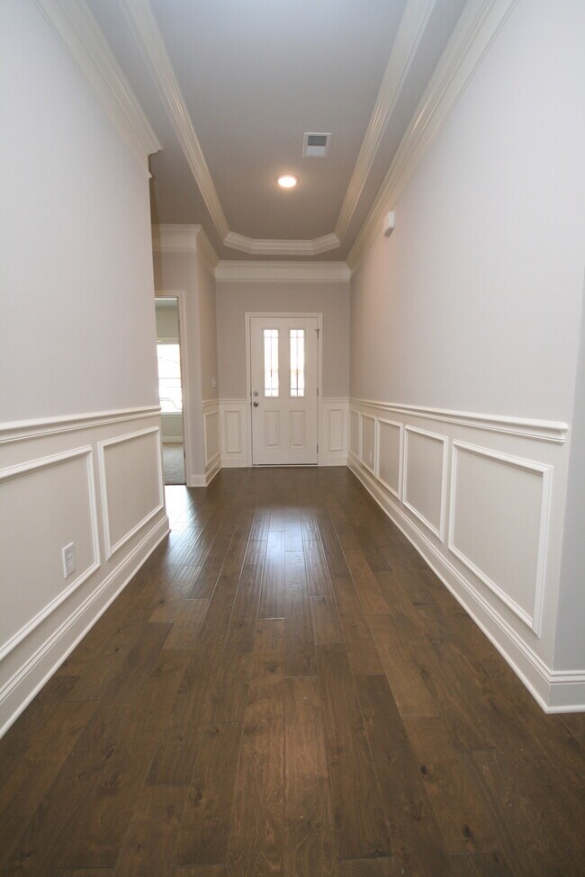 Building Photo - 7921 Gabriela Dr NW