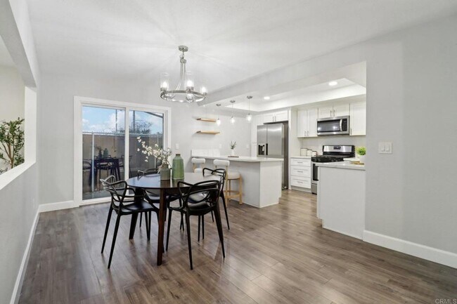 Building Photo - 4BD/2BA Recently Renovated Home in Escondido