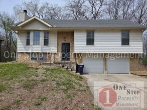 Building Photo - 3 bedroom 2.5 bathroom home in Parkville, MO!