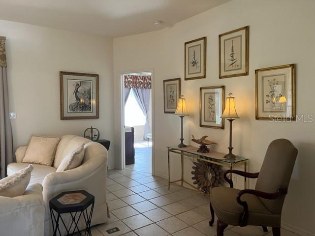 Building Photo - 252 Golf Club Dr