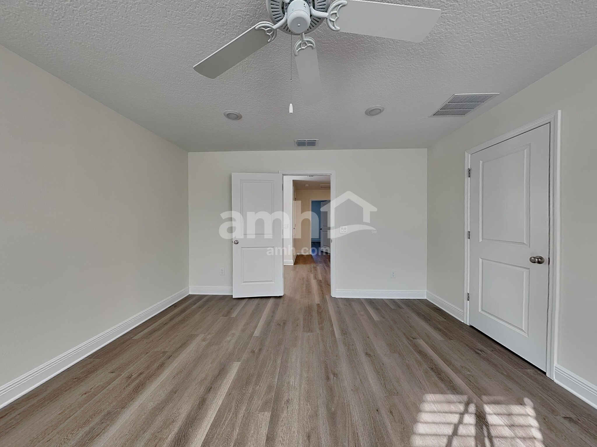 Building Photo - 4855 Rio Grande Cv