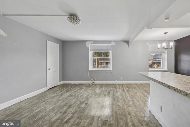 Building Photo - 4004 Lasher Rd