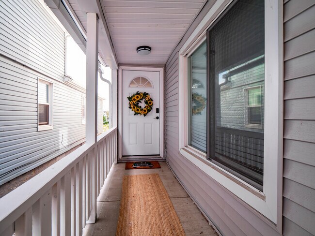 Building Photo - 5602 Tillman Ave