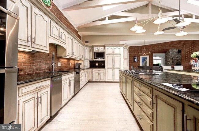 Building Photo - 11501 Skipwith Ln