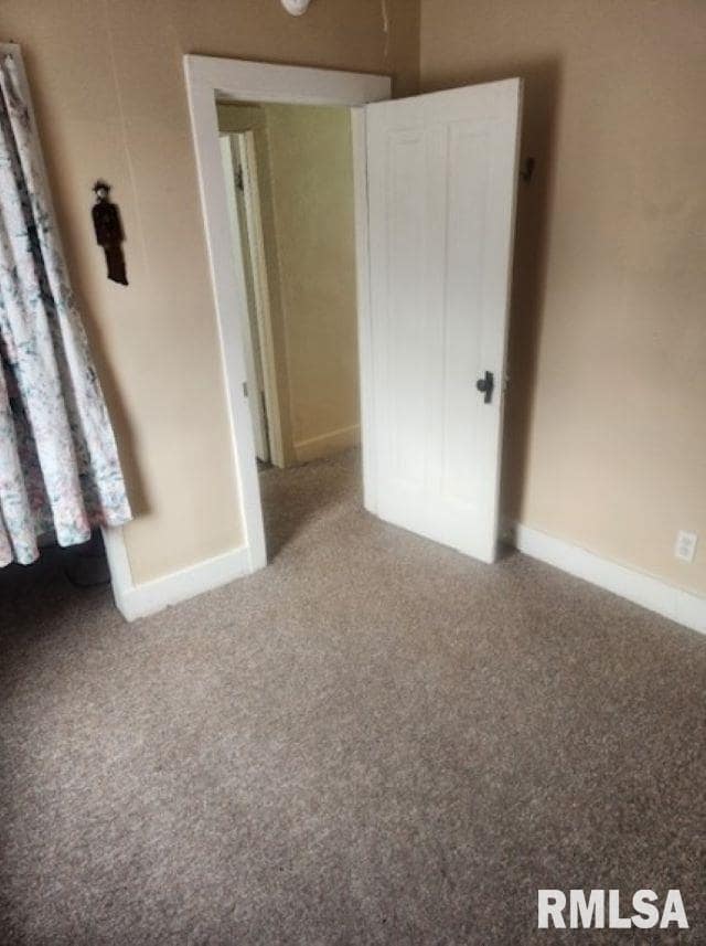 Building Photo - 244 3rd Ave S