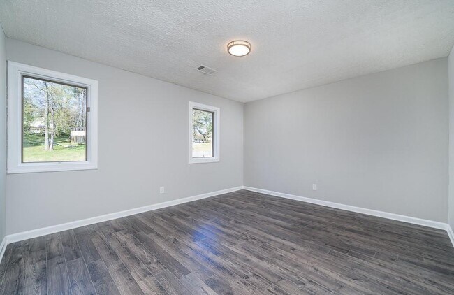 Building Photo - 4079 Dunnington Dr