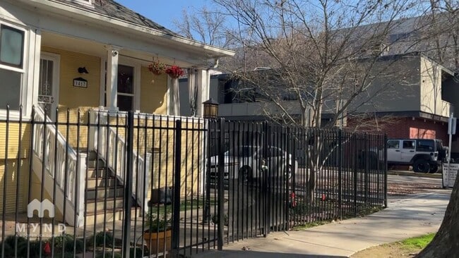 Building Photo - 1413 S St