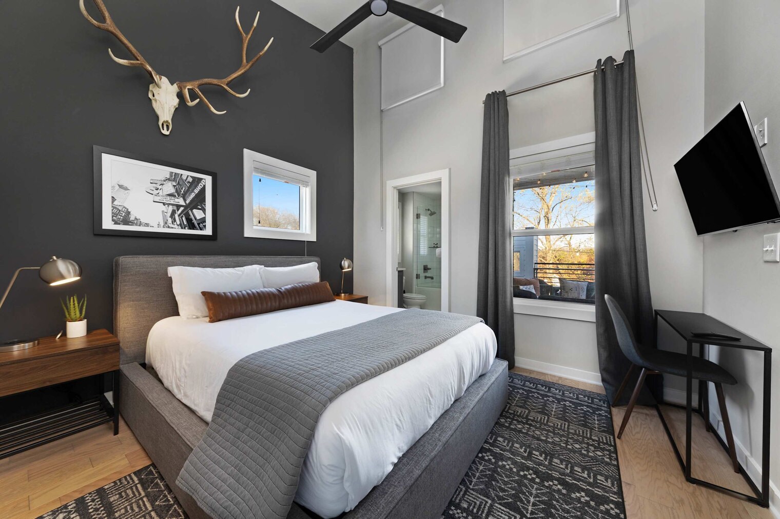 Building Photo - 1308 Montgomery Ave