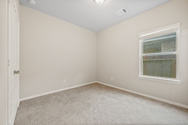 Building Photo - 24734 Russet Bluff Trl