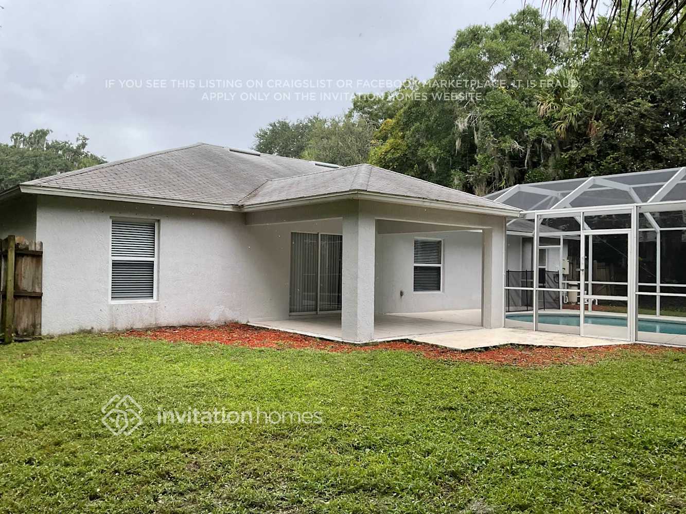 Building Photo - 2029 Needle Palm Dr