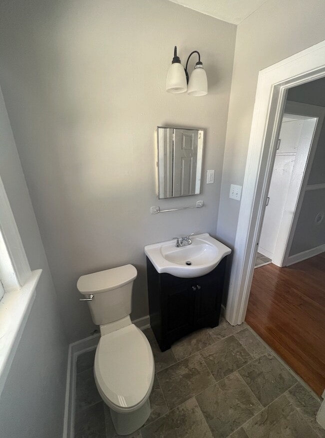 Building Photo - Crawford Street Apartments