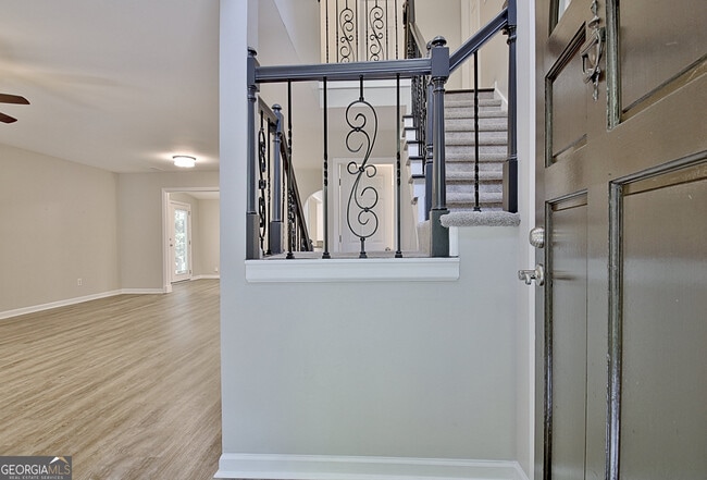 Building Photo - 338 Summer Pl