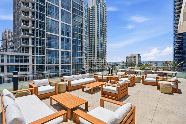 Building Photo - 1388 Kettner Blvd