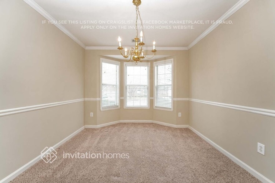 Building Photo - 2315 Shady Oaks Dr