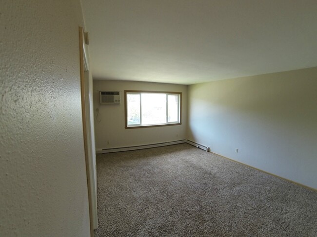 Living Room - Stanford Manor
