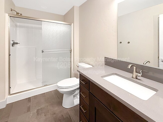 Building Photo - 3033 S Trailwood Way