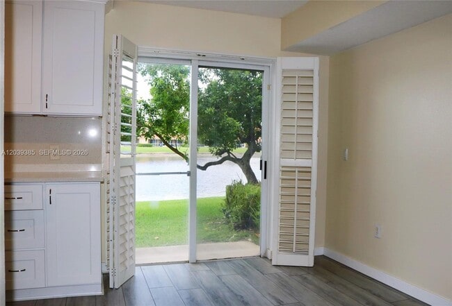 Building Photo - 3486 Briar Bay Blvd
