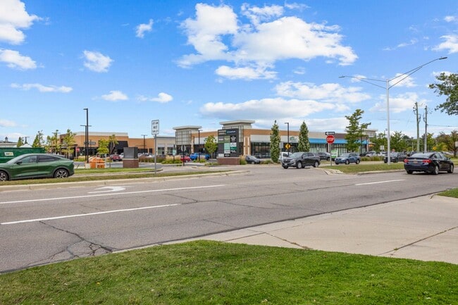 Building Photo - 3222 Coolidge Hwy