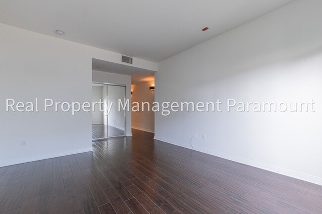 Building Photo - me 3-Bedroom Condo for Rent – Spacious, Mo...