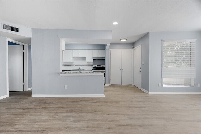 Building Photo - 17202 Imperial Valley Dr