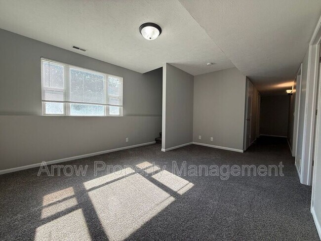 Building Photo - 808 Peach St