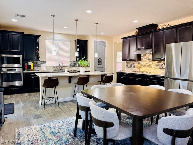 Building Photo - 6544 Claystone Creek Ct