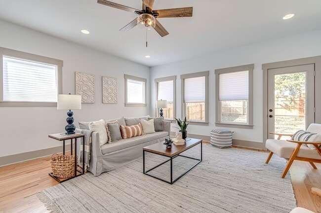 Building Photo - 1603 Porter Ave