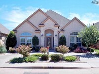 Building Photo - 1608 Tanglewood Dr