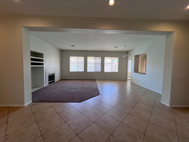 Building Photo - SUMMERLIN SINGLE STORY FOUR BEDROOM THREE ...