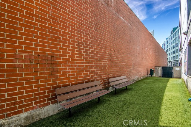 Building Photo - 420 San Pedro St