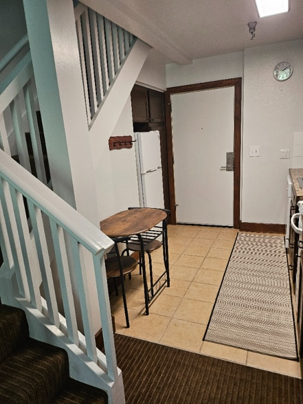 Building Photo - 113 Angani Way